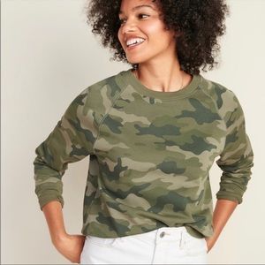 Old Navy Relaxed Vintage Crew Neck Sweatshirt